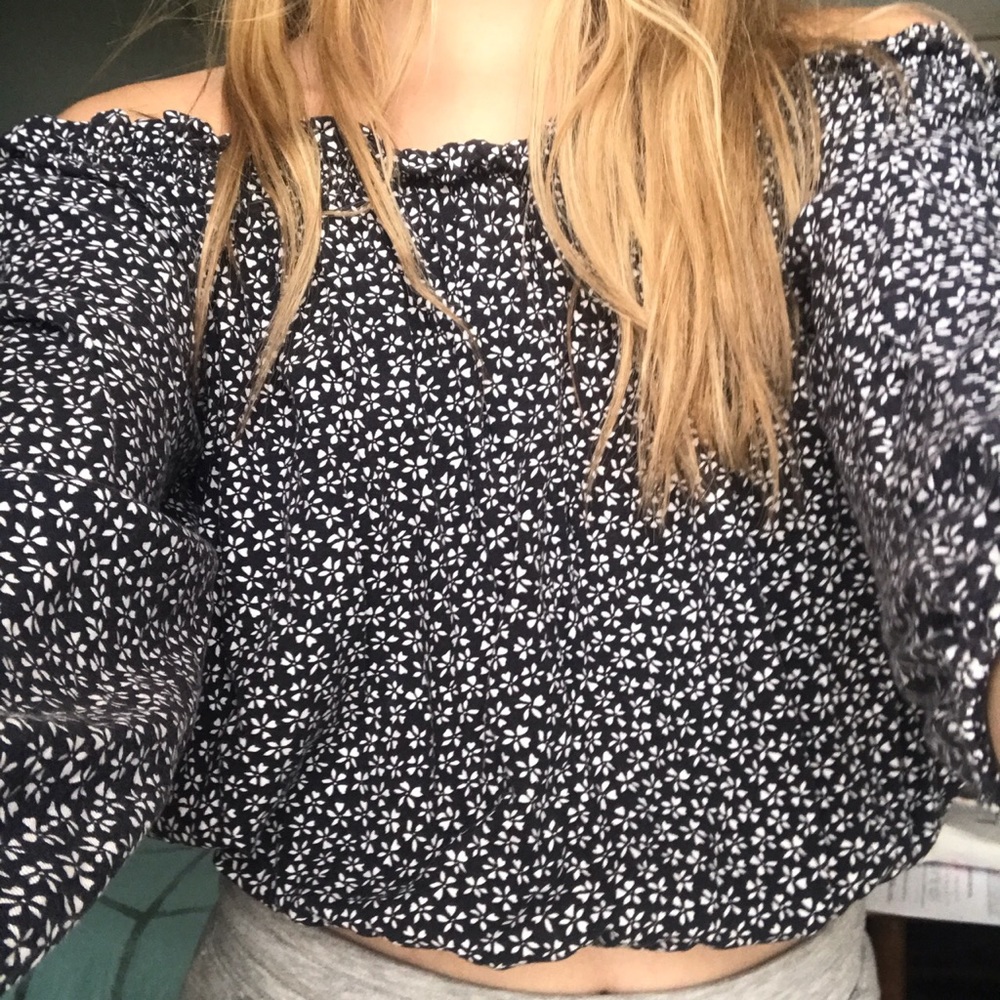 Brandy Melville off the shoulder top:)